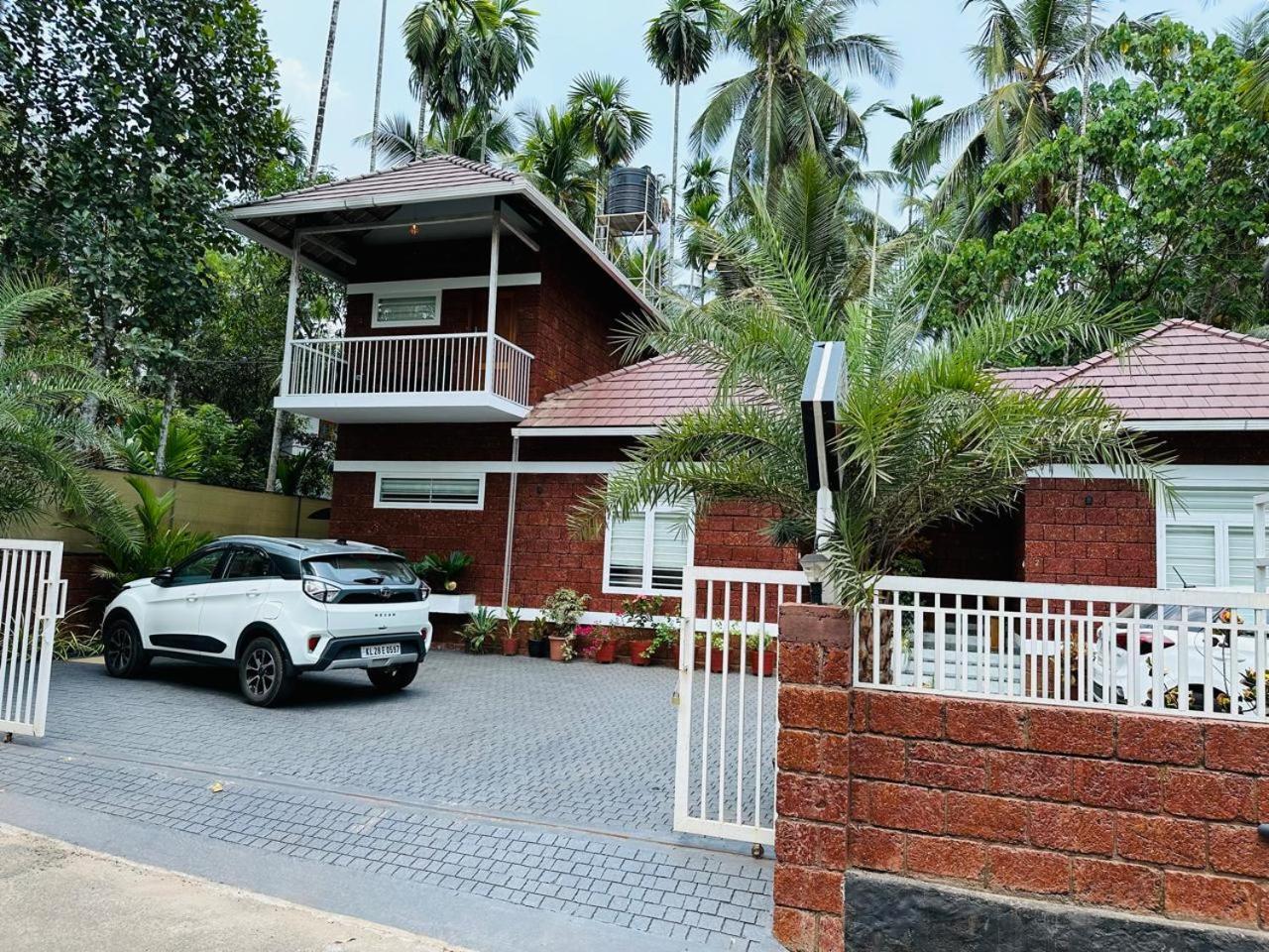 Redstone Villa Kozhikode Εξωτερικό φωτογραφία